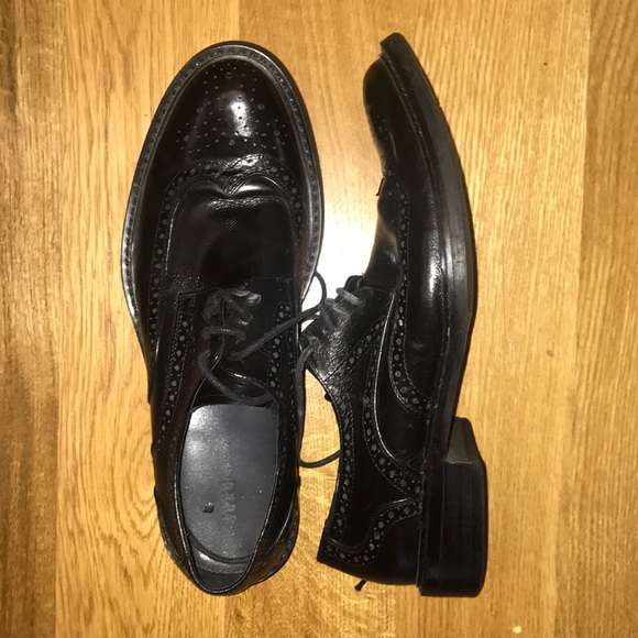 Black wing tip/ Brogue shoes. main image 4